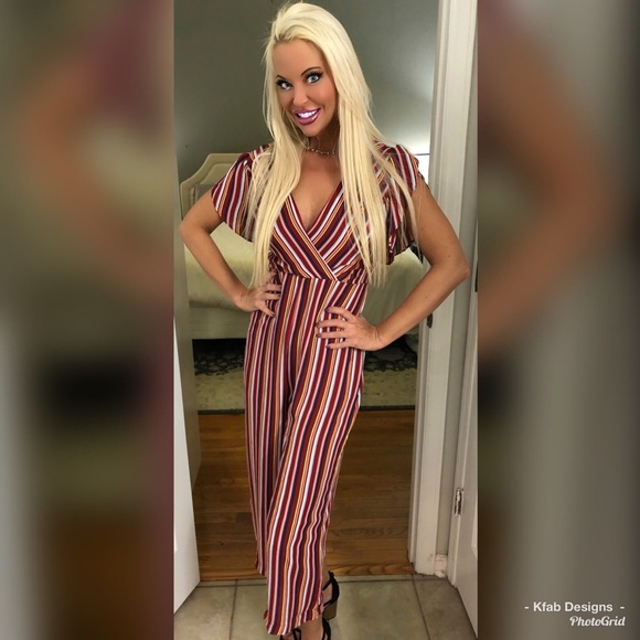 🥰RED Striped Back Tie Cropped Wide Leg Jumpsuit! - Picture 7 of 8